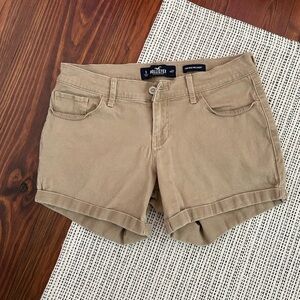 Hollister Women's Tan Shorts